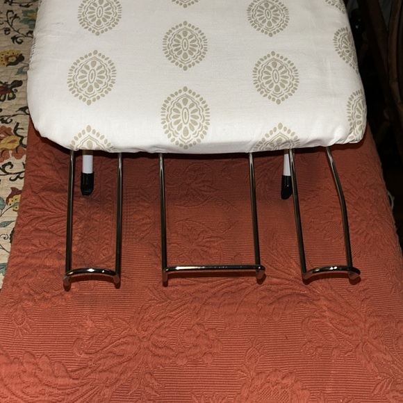 Folding/Table Top Ironing Board - Picture 7 of 13